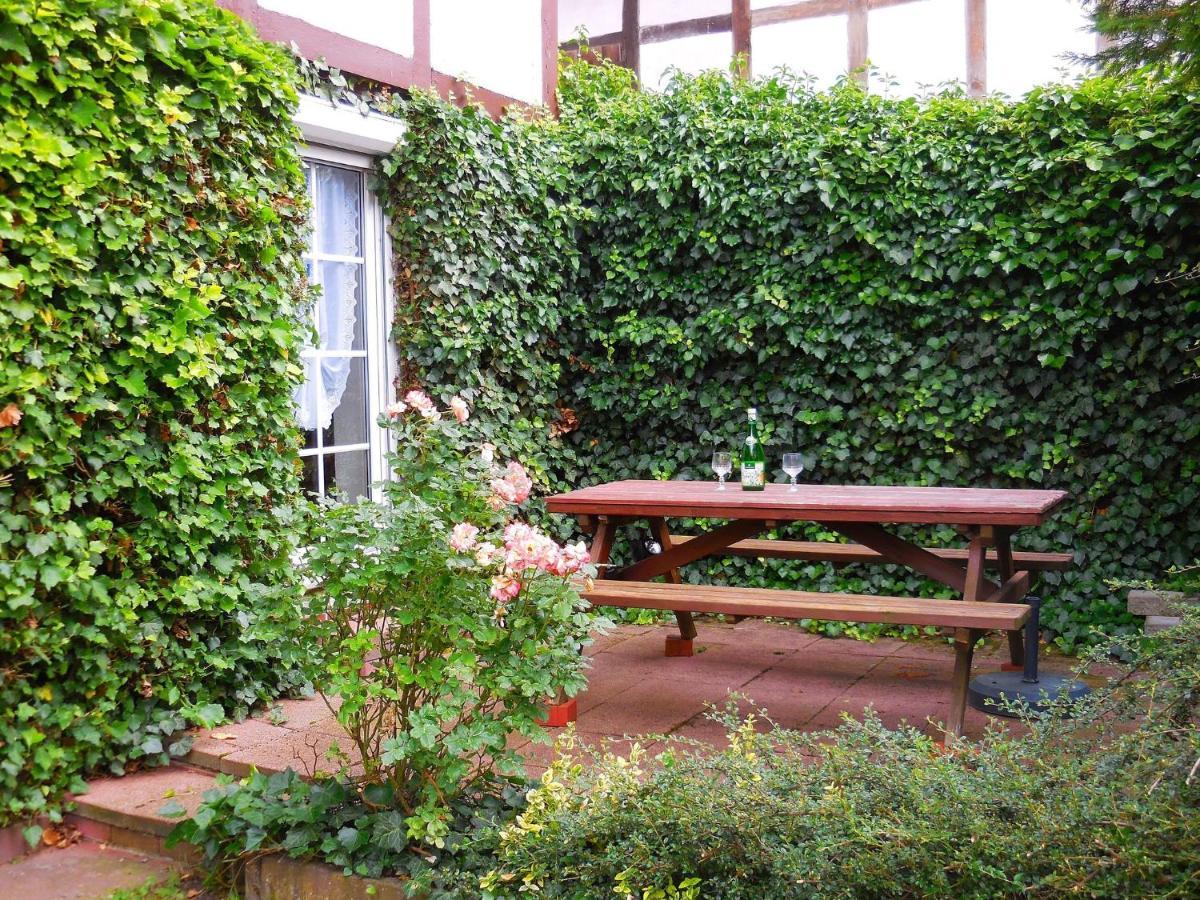 Small Apartment In Hesse With Terrace And Garden Frielendorf Exteriér fotografie